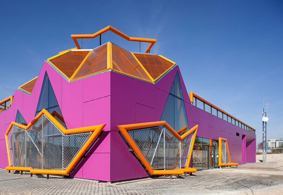 mi5 ARCHITECTS // youth center in Rivas Vaciamadrid