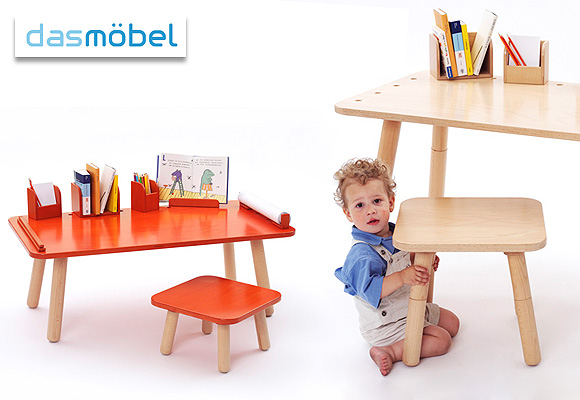 DAS MÖBEL // growing table